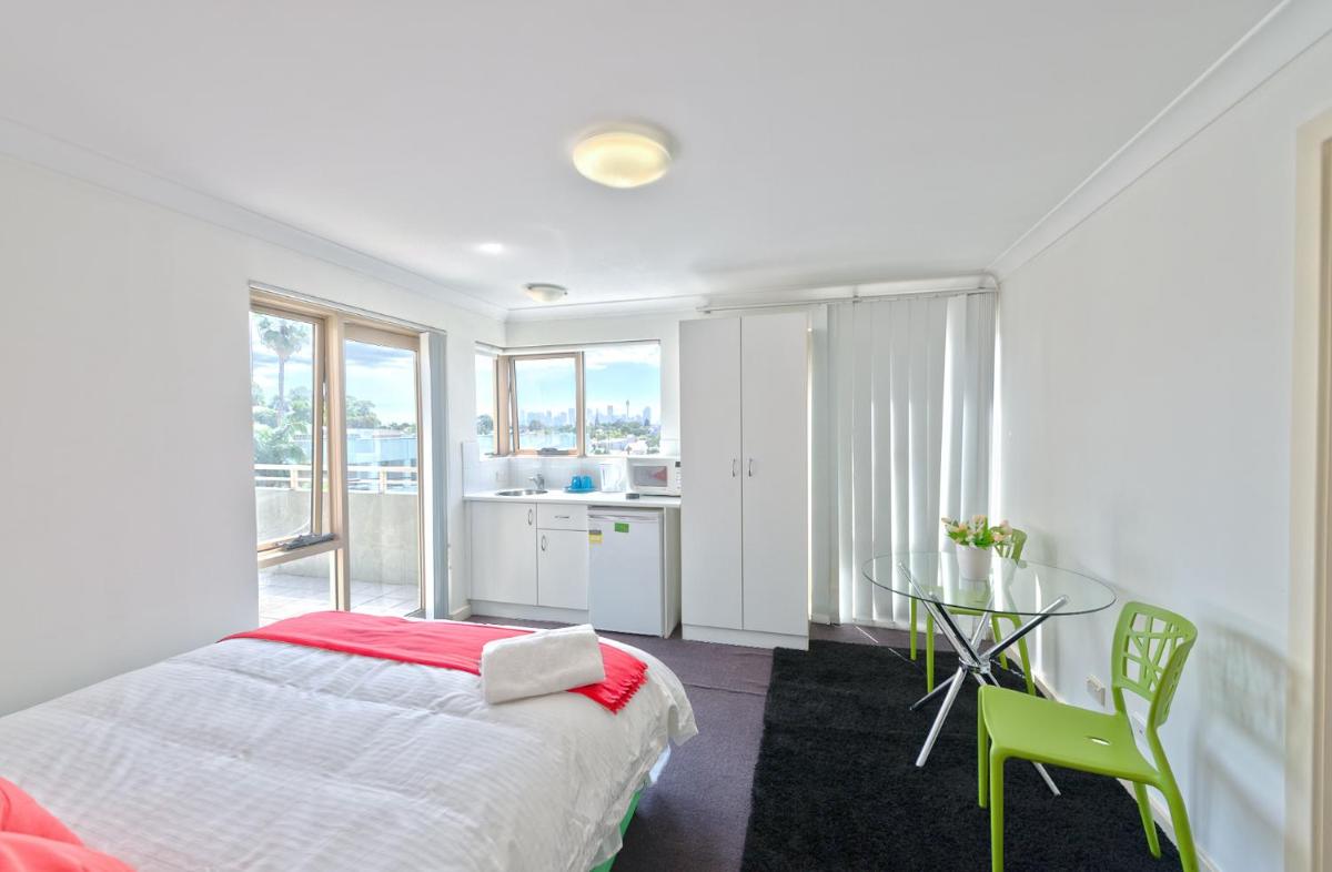 Cityview Studio Accommodation - Housity