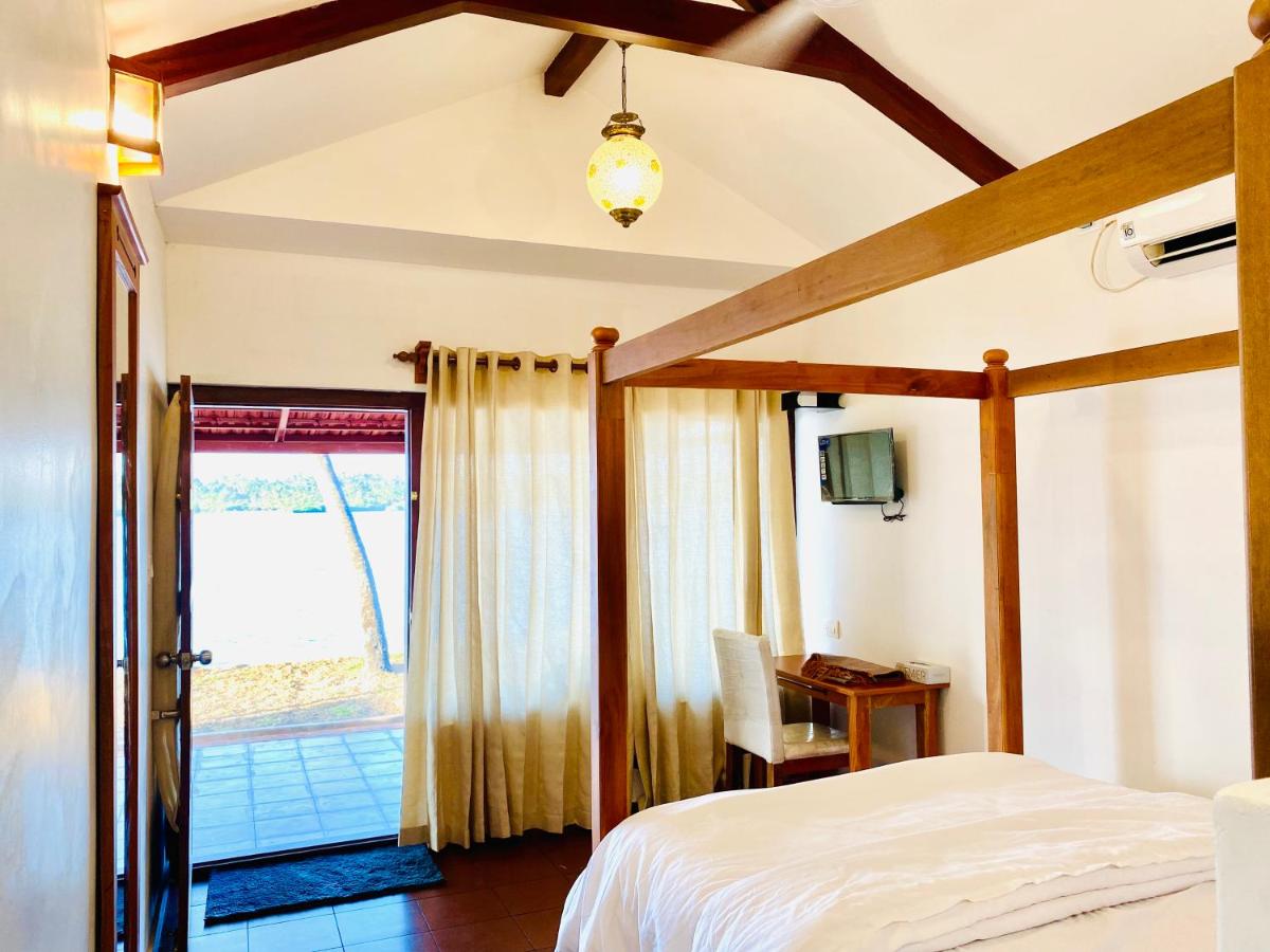 BLUE HERON RESORTS - Housity