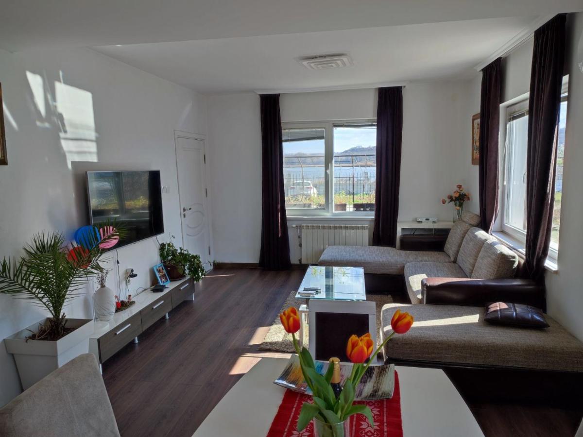 Villa Strashimirovo - Housity
