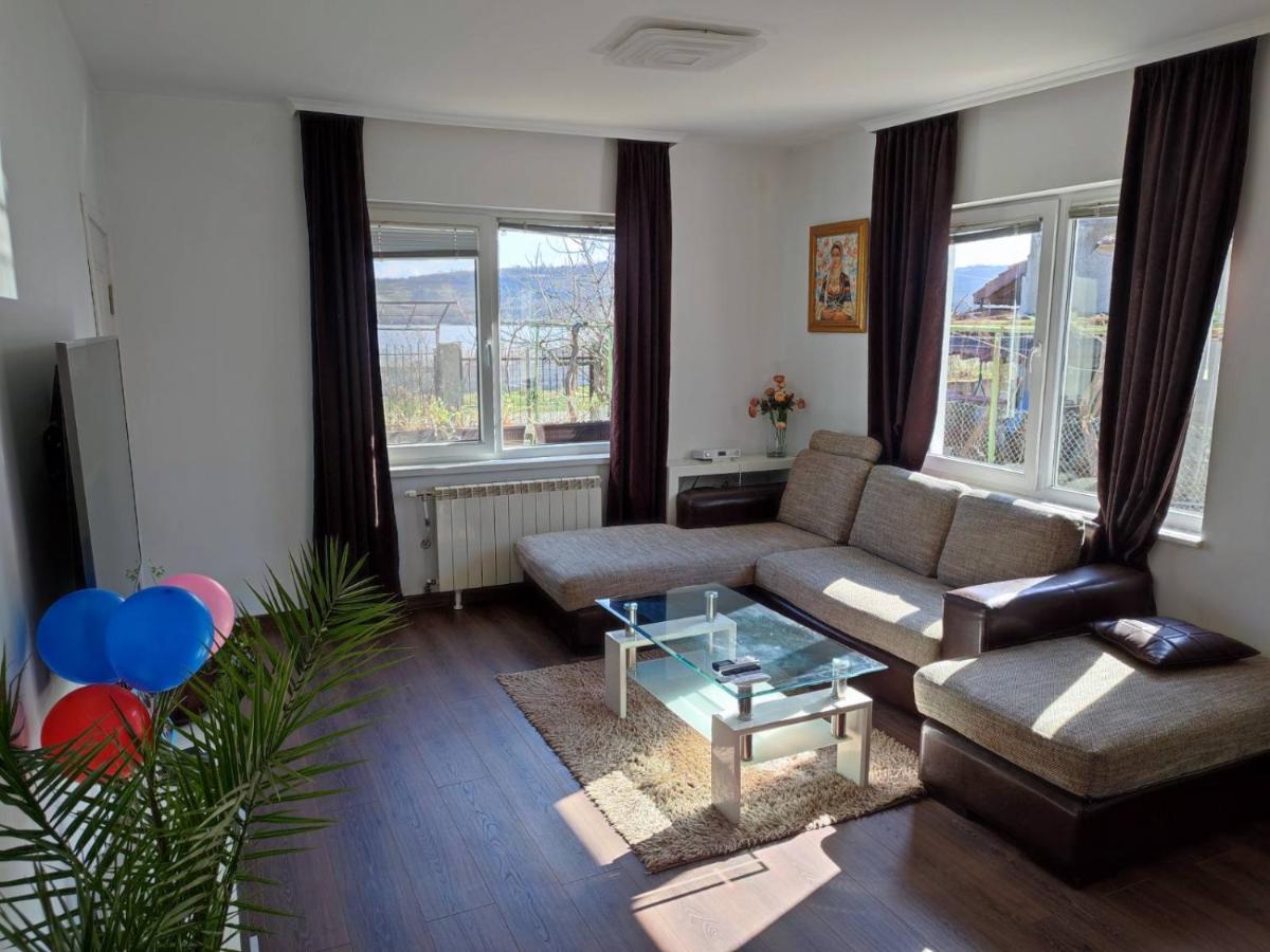 Villa Strashimirovo - Housity