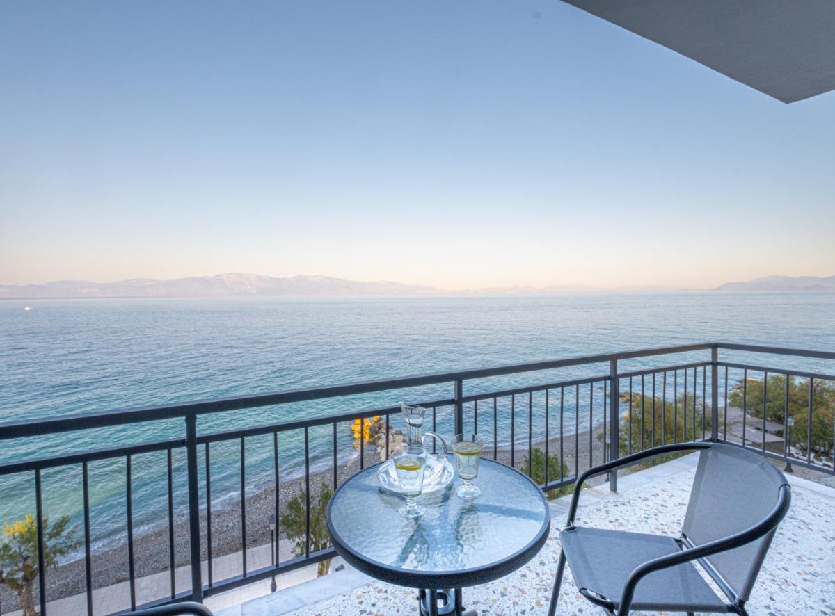 RIVIERA HOTEL - Housity