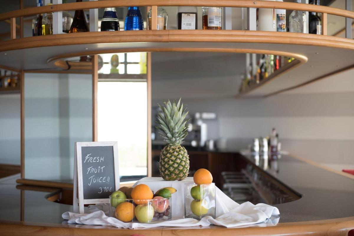 Una cocina o zona de cocina en Seth Santo Tomás