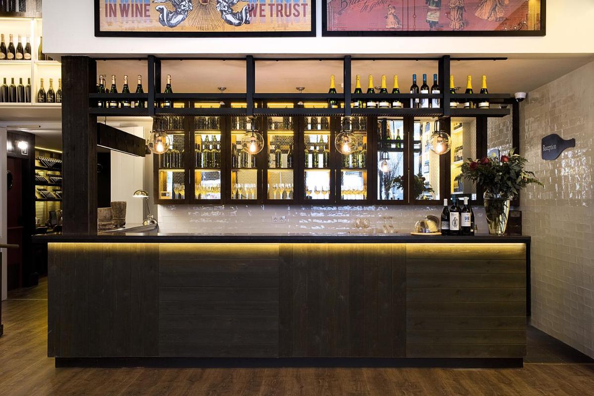 Praktik Vinoteca - Housity