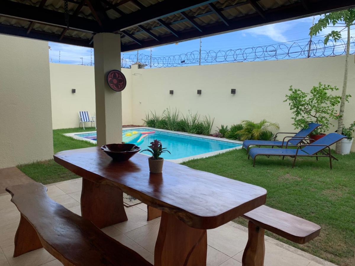 Casa 3 Suites COM Piscina Privativa - ao lado de Vilas do Atlântico! - Housity