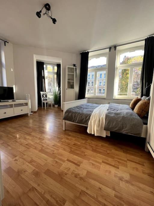 R&L Apartment Karl-Heine-Strasse OG - Hizvo