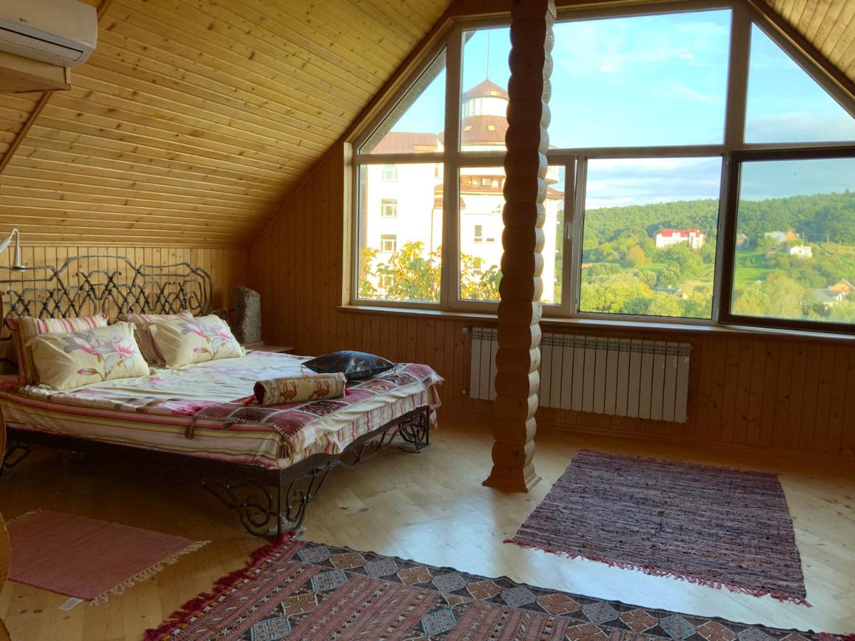 Гостьовий двір РіОНІ - Housity