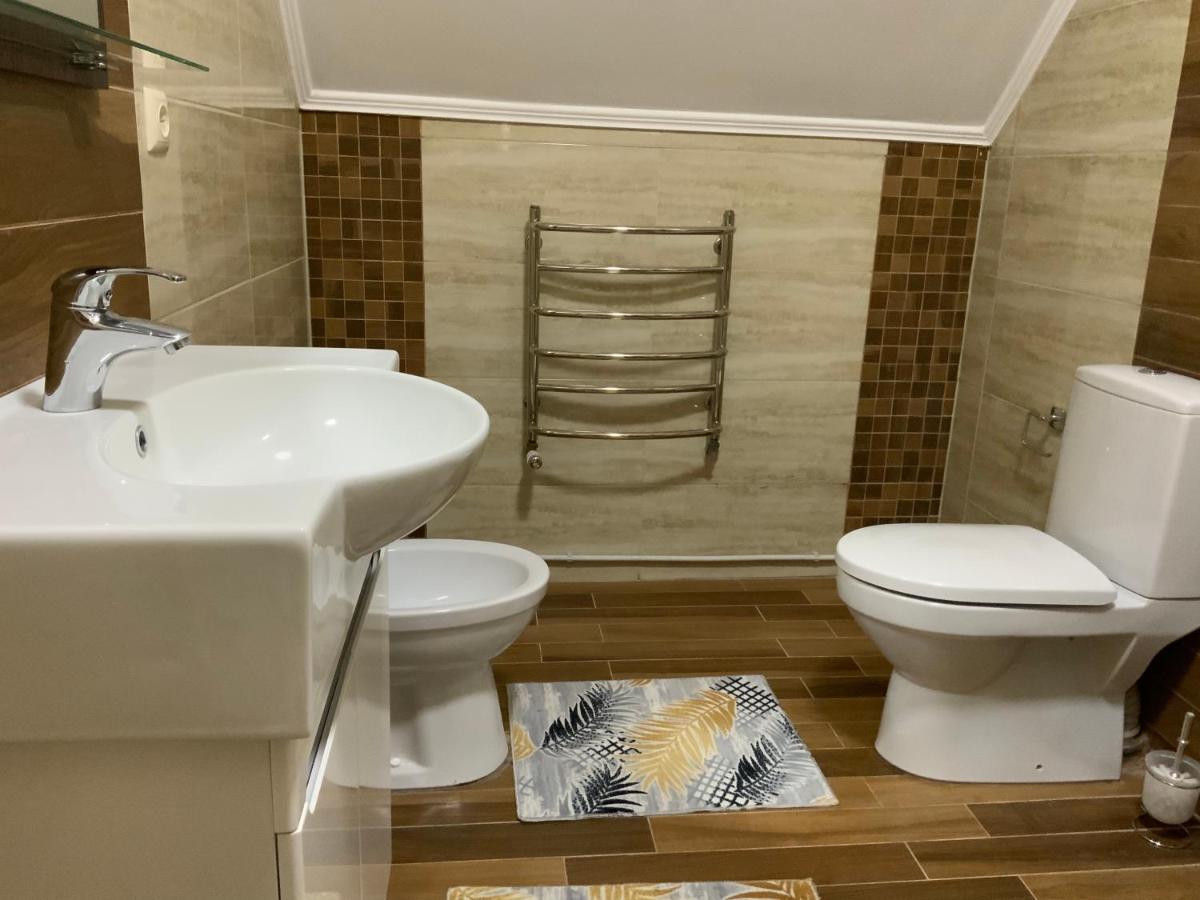 Гостьовий двір РіОНІ - Housity