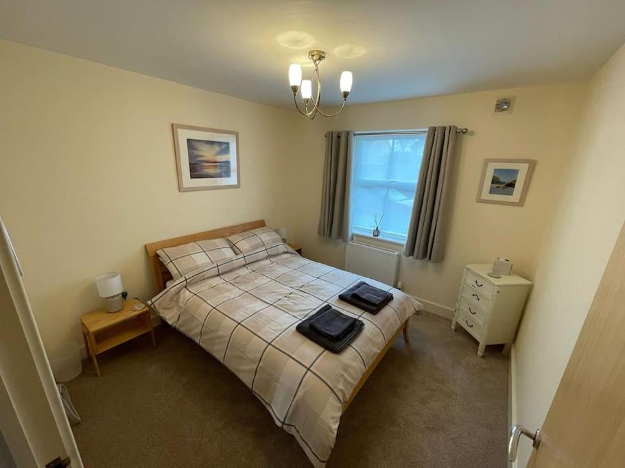 2 Bedroom Ground Floor Flat - Housity