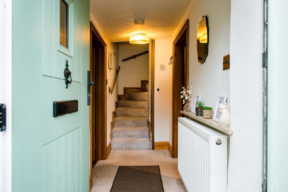Cosy 2-bed cottage in Defynnog, Brecon - Housity