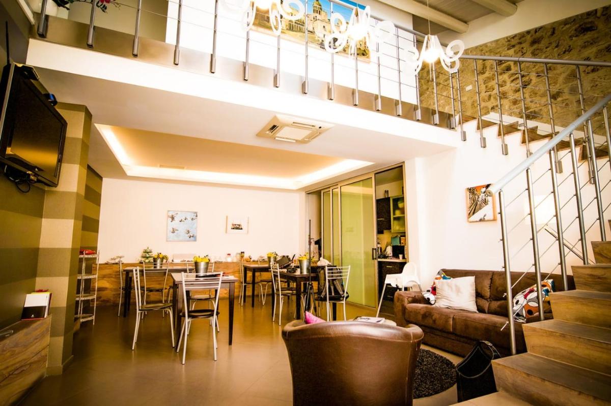Abraxia B&B - Housity