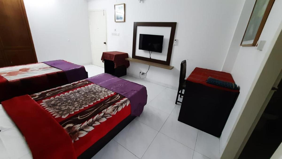 Center Point Apartment - Housity
