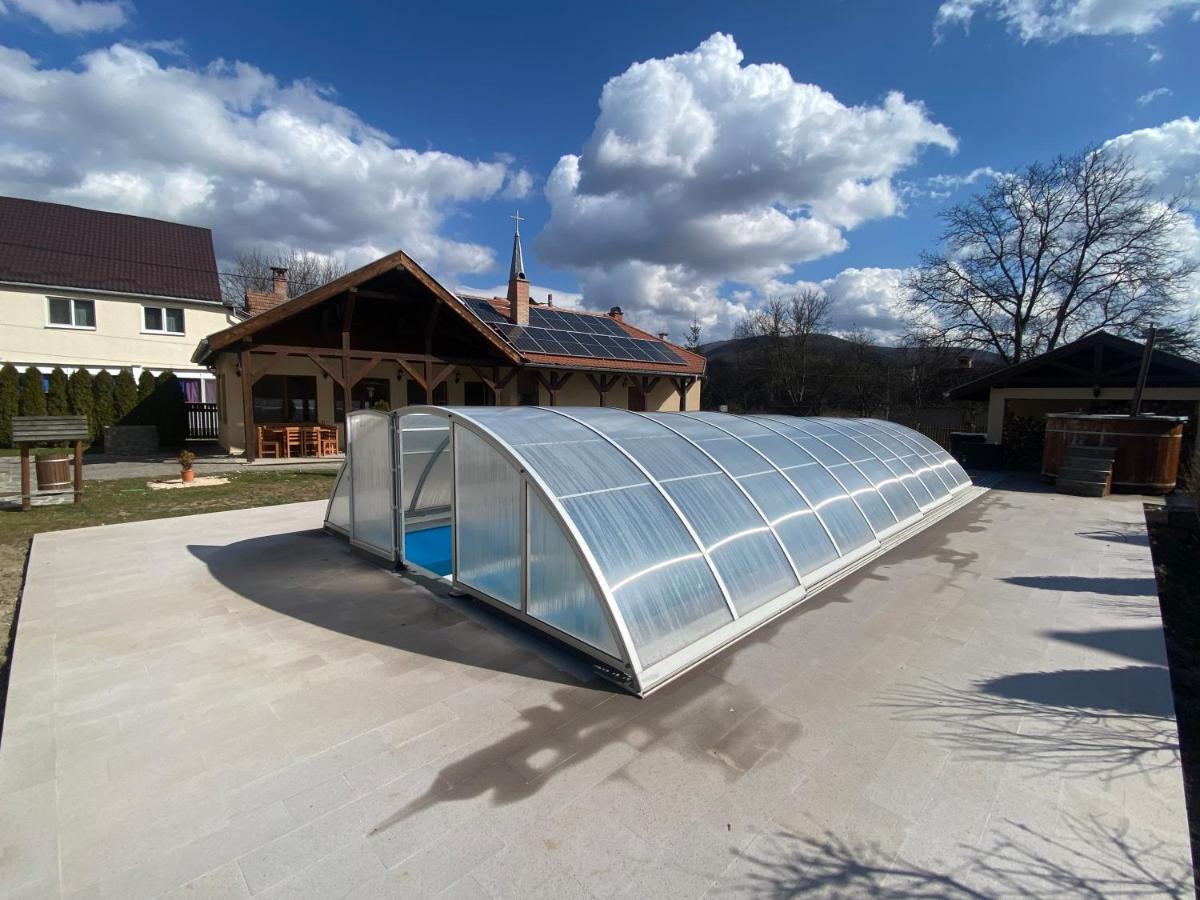 Vila Anna - Housity