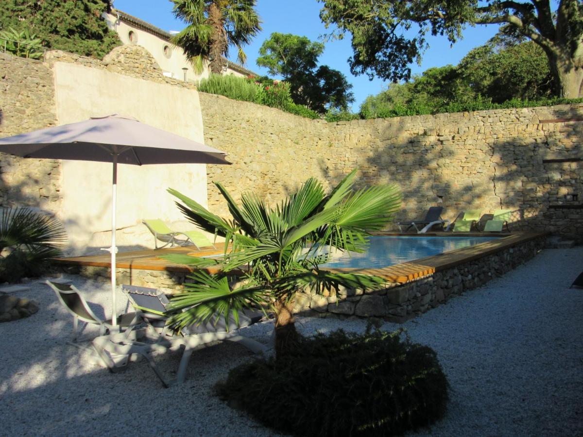 Jardin de l'établissement Logis Hôtel Château De Palaja
