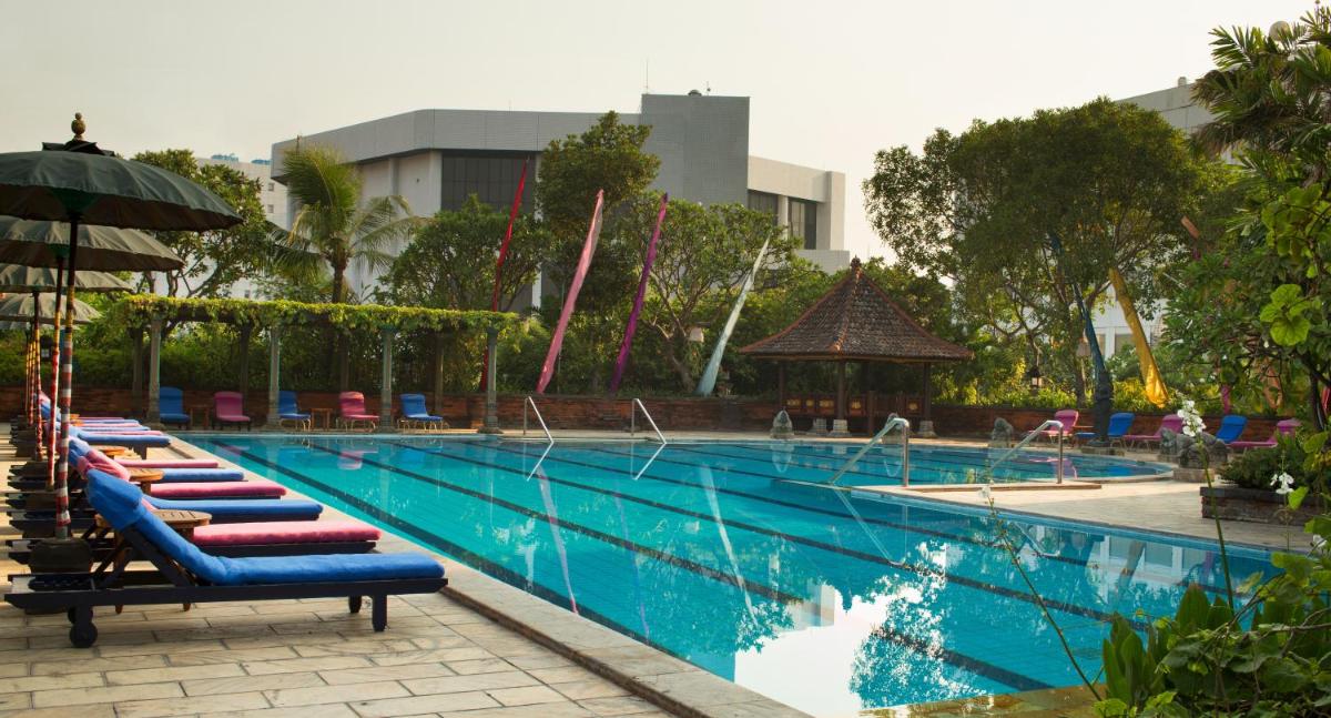 Bumi Surabaya City Resort - Housity