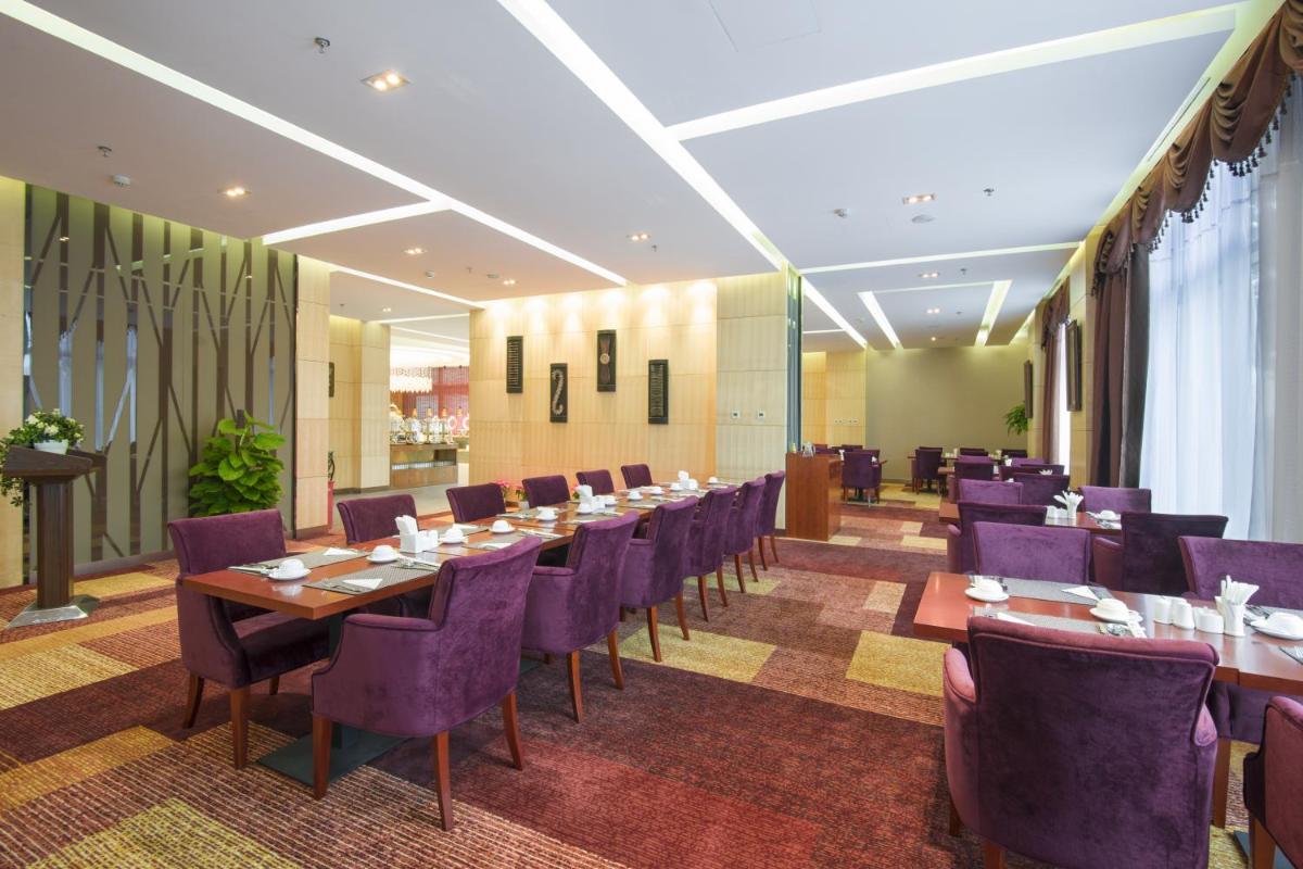 Avic Hotel Beijing - Housity
