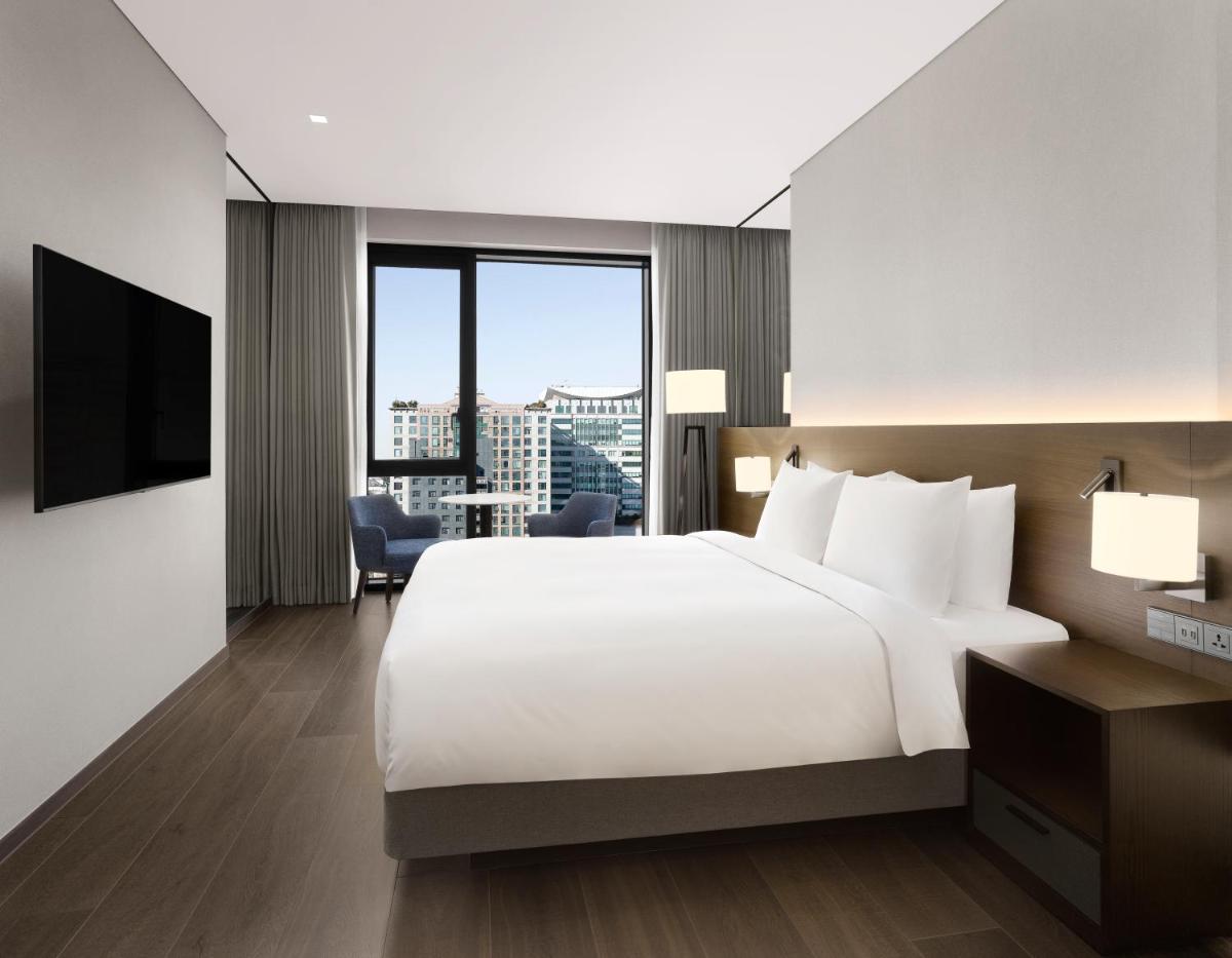 Four Points by Sheraton Suwon - Housity