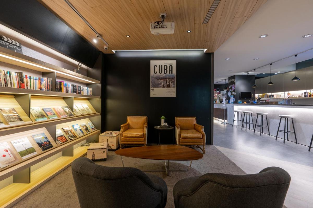 Hub Hotel - Housity