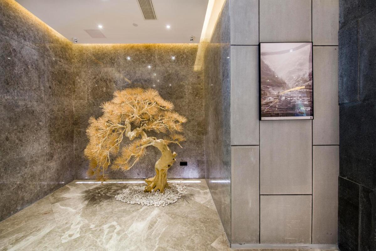 Atour X Hotel Guangzhou Zhujiang New Town Tianhe Park Station-Free shuttle bus to Canton Fair - Housity