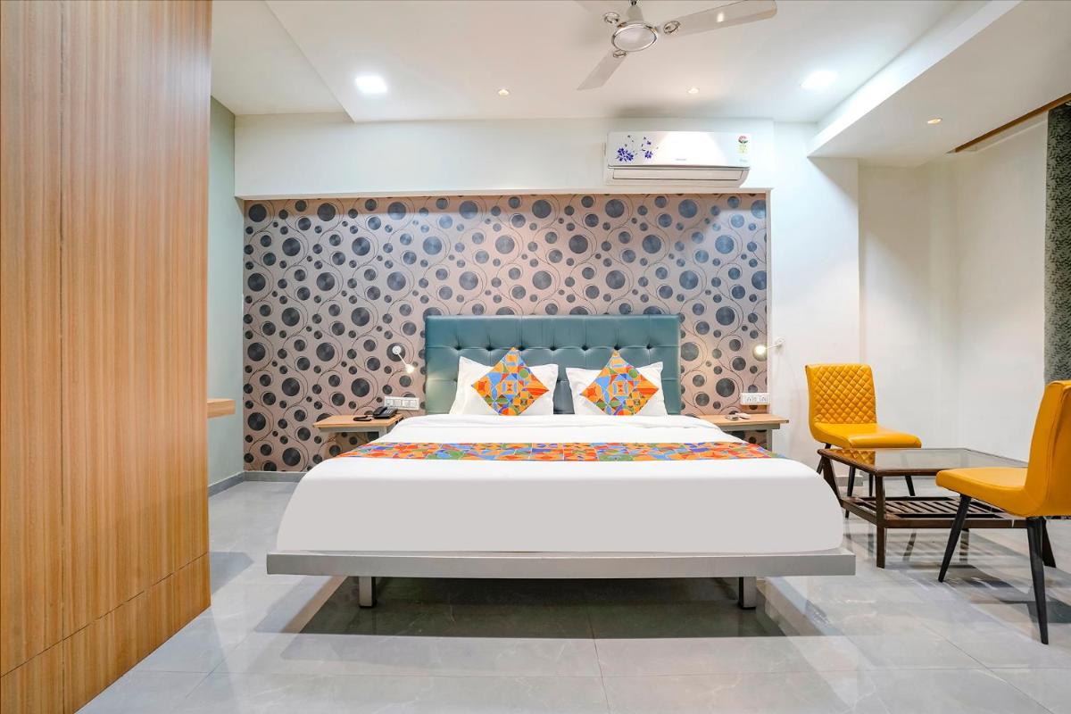 FabHotel Arc Palace - Housity