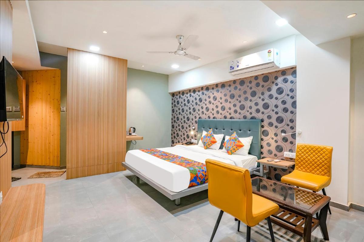 FabHotel Arc Palace - Housity