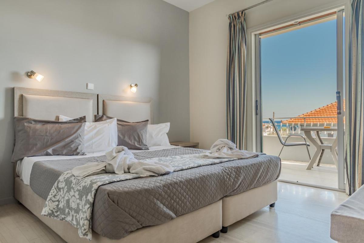 Blue Lagoon - Housity