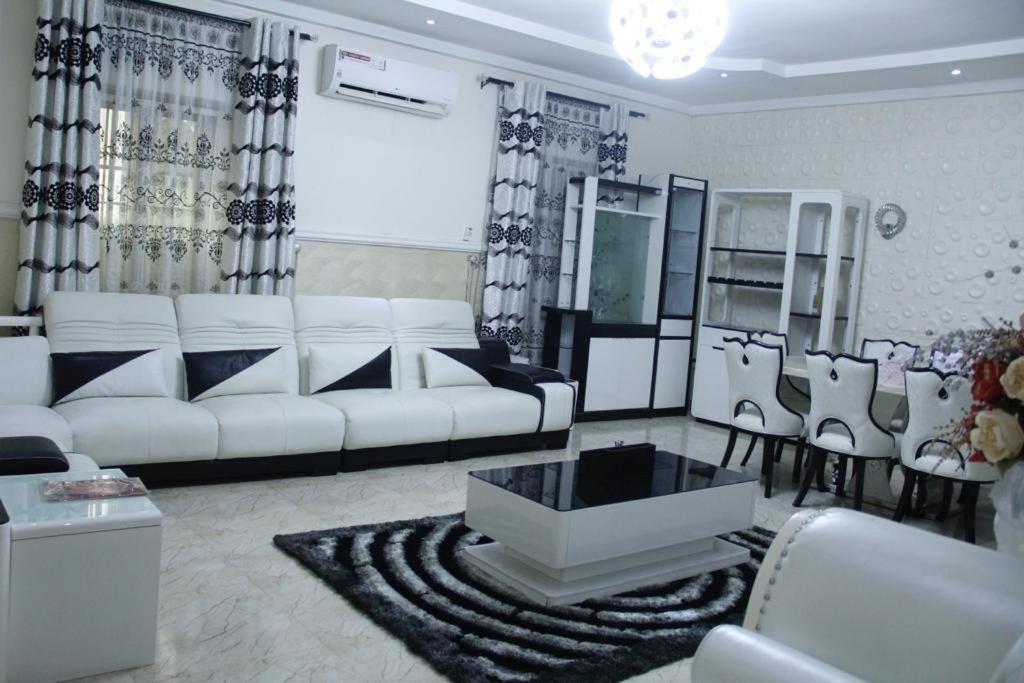 Suitetrails - Paulight Residence