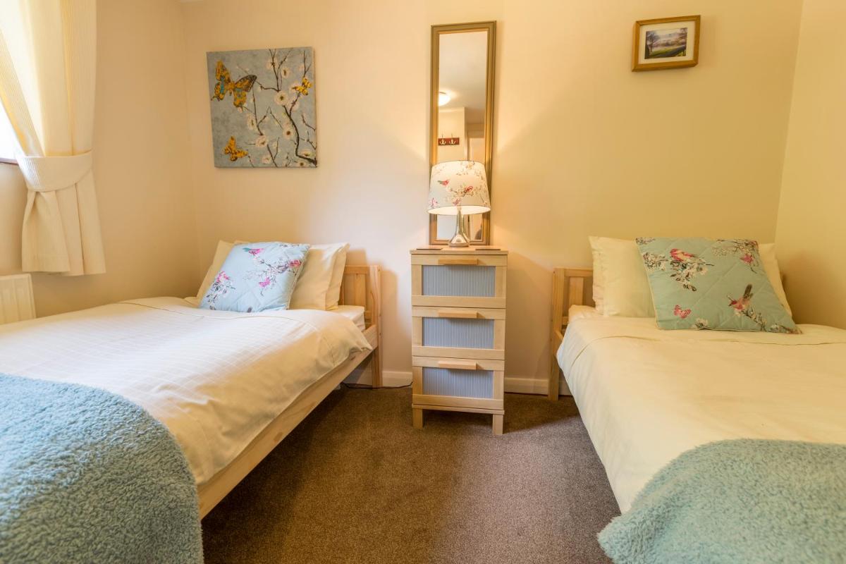Birch Cottage - Housity