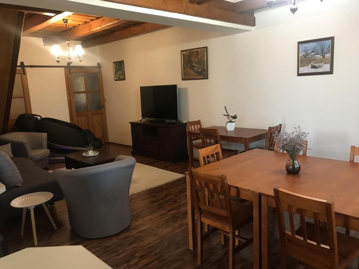 Bori Tanya - Housity