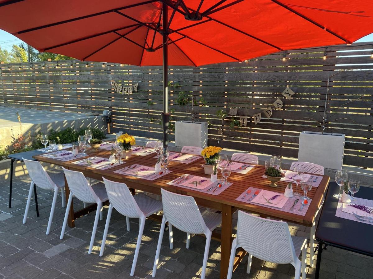 Farm to Table Hideaway in Healdsburg - Housity