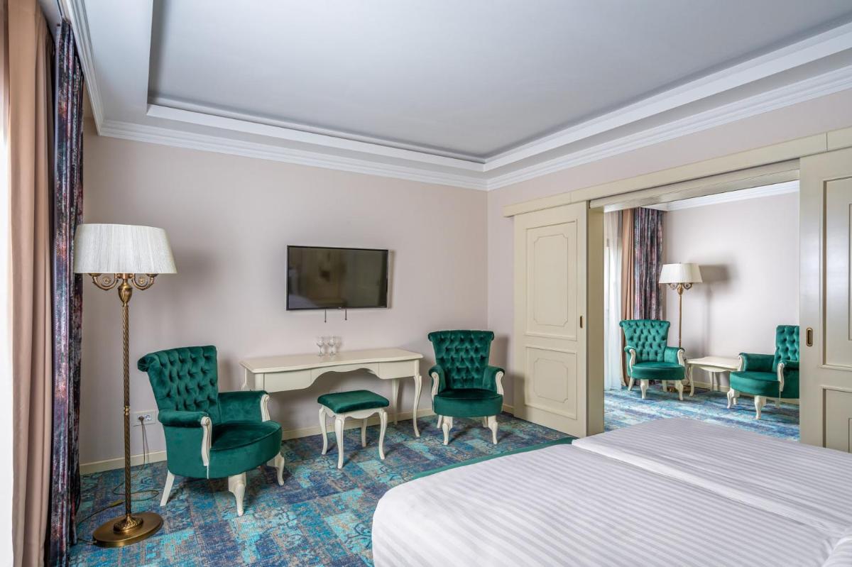 Hotel Leul de Aur - Housity