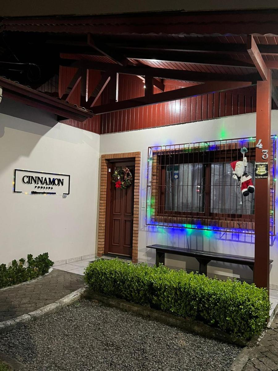 Pousada Cinnamon - Housity