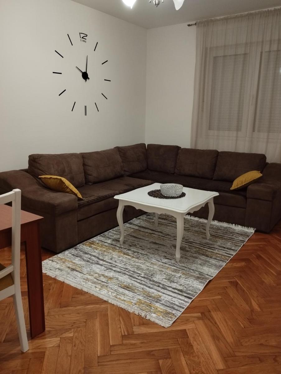 Apartman Radivojevic - Housity