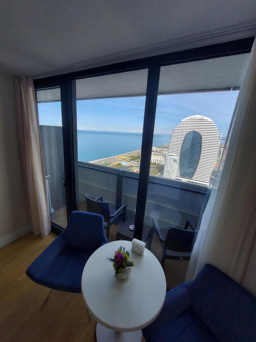 Номера на высоких этажах 24,31 - Housity