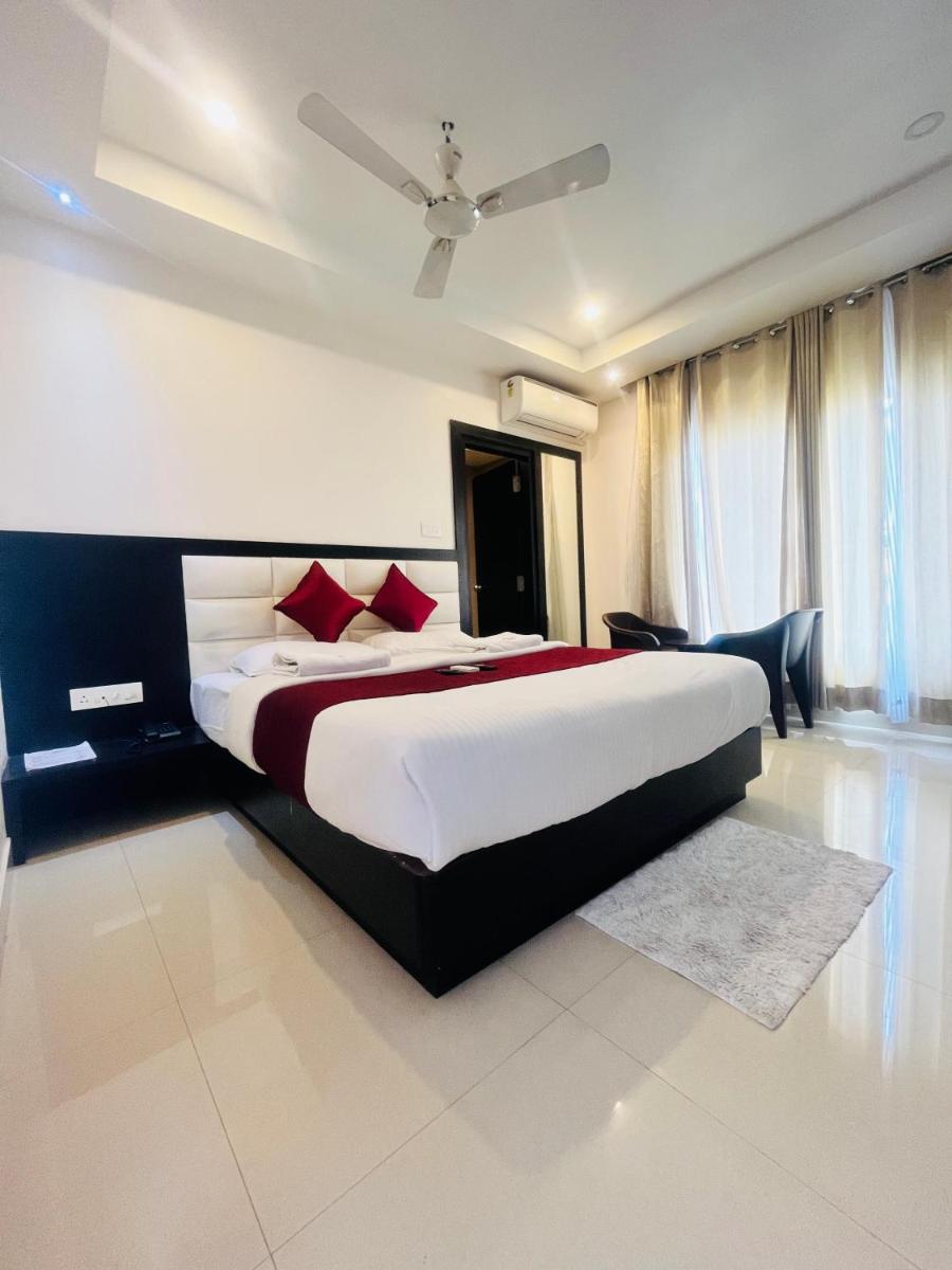 Hotel Horizon Hues - Housity