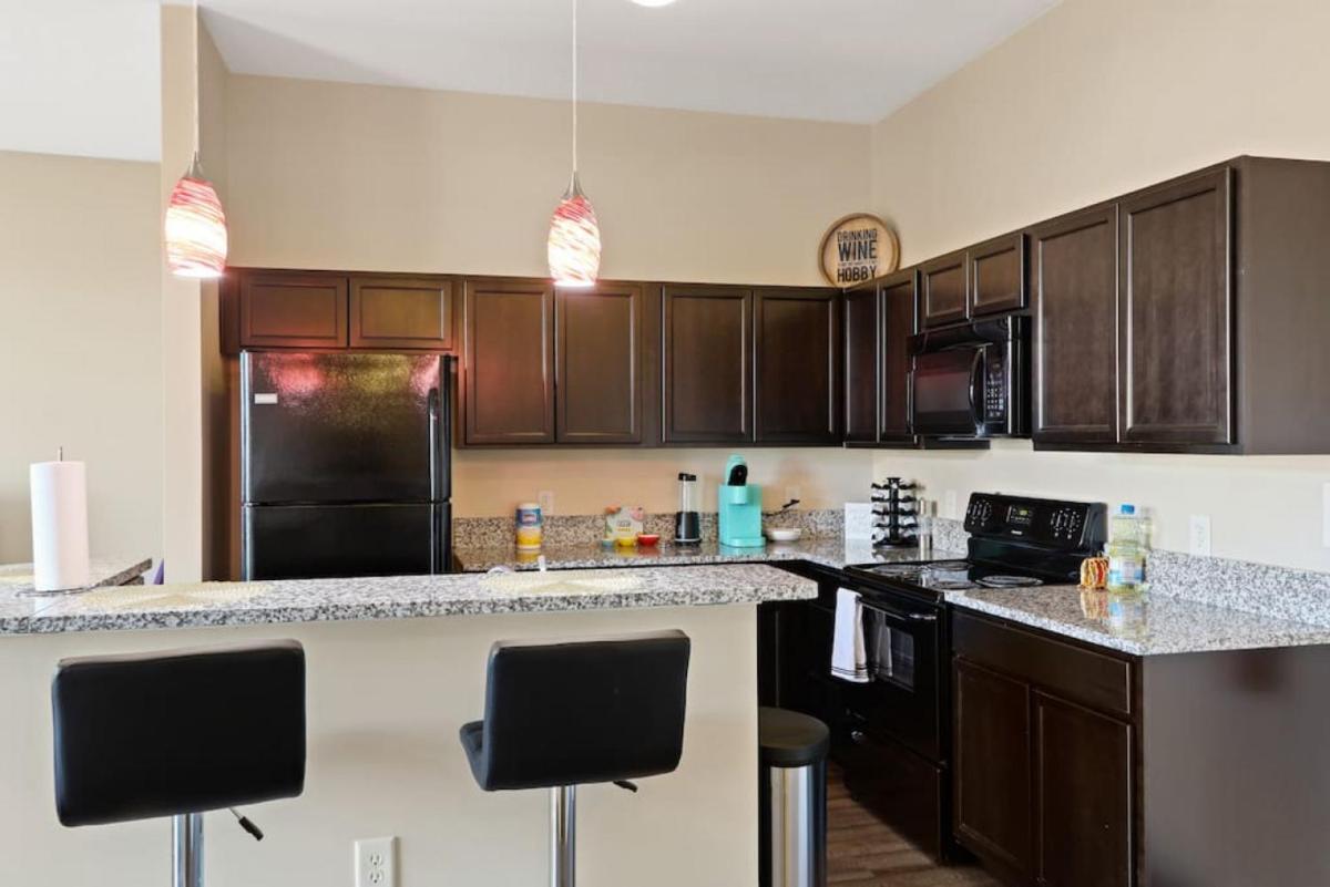 Downtown INDY private bedroom - Shared - Housity