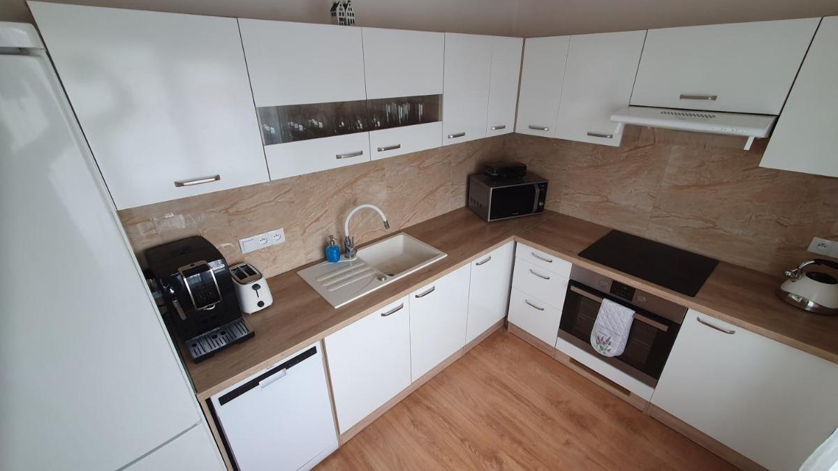 Luxury apartment in beautiful small town - Housity