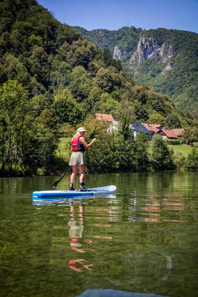 Madronič family estate - Kolpa river - Housity