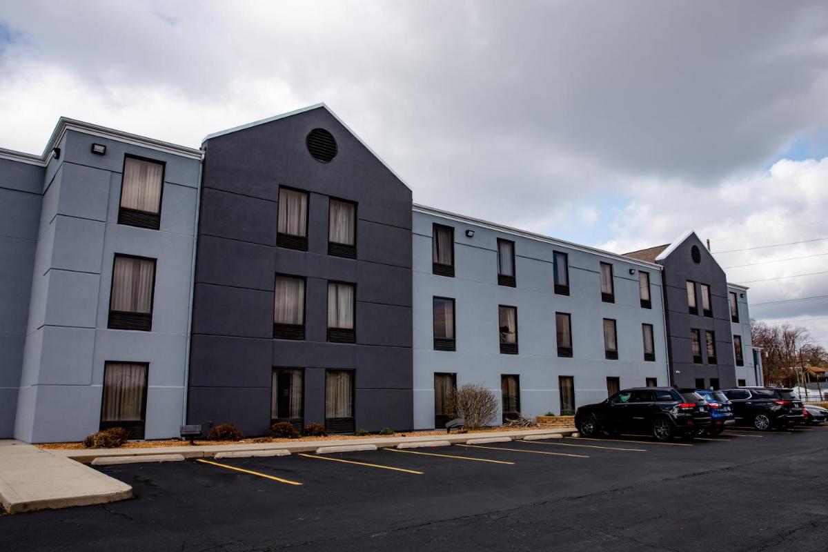 Carpenter Street Hotel - Housity