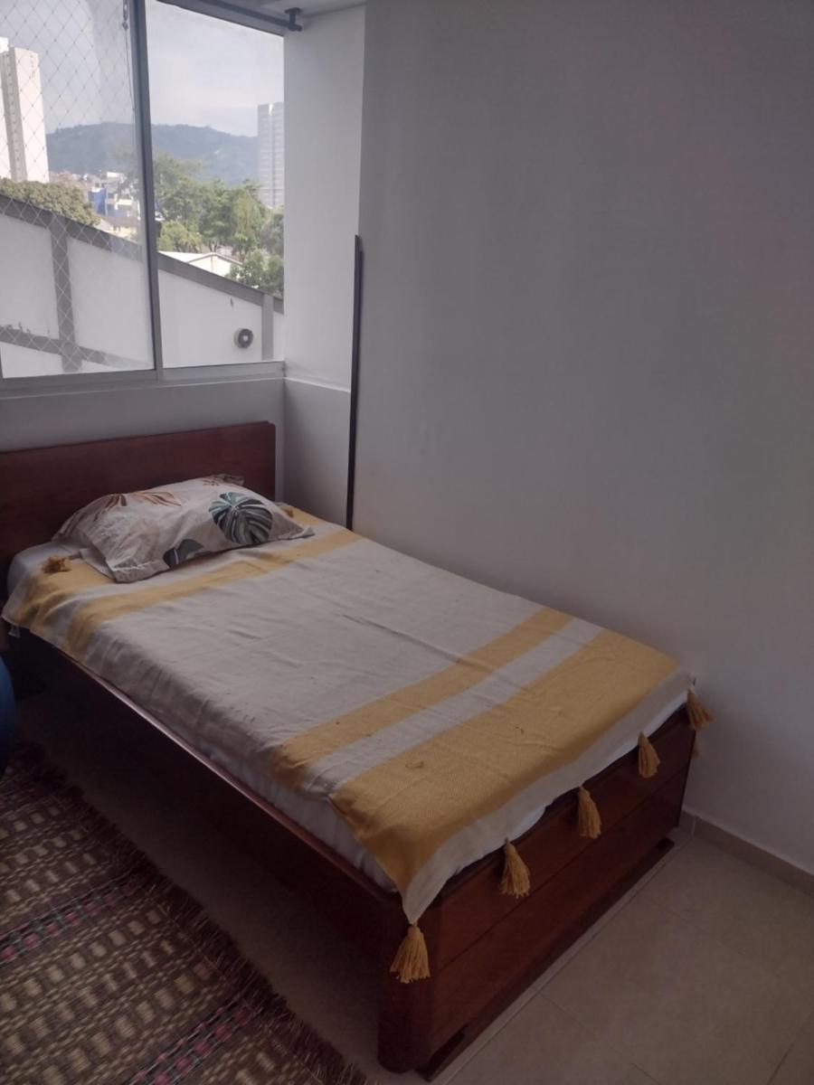 Suitetrails - B&B in Floridablanca with a pool