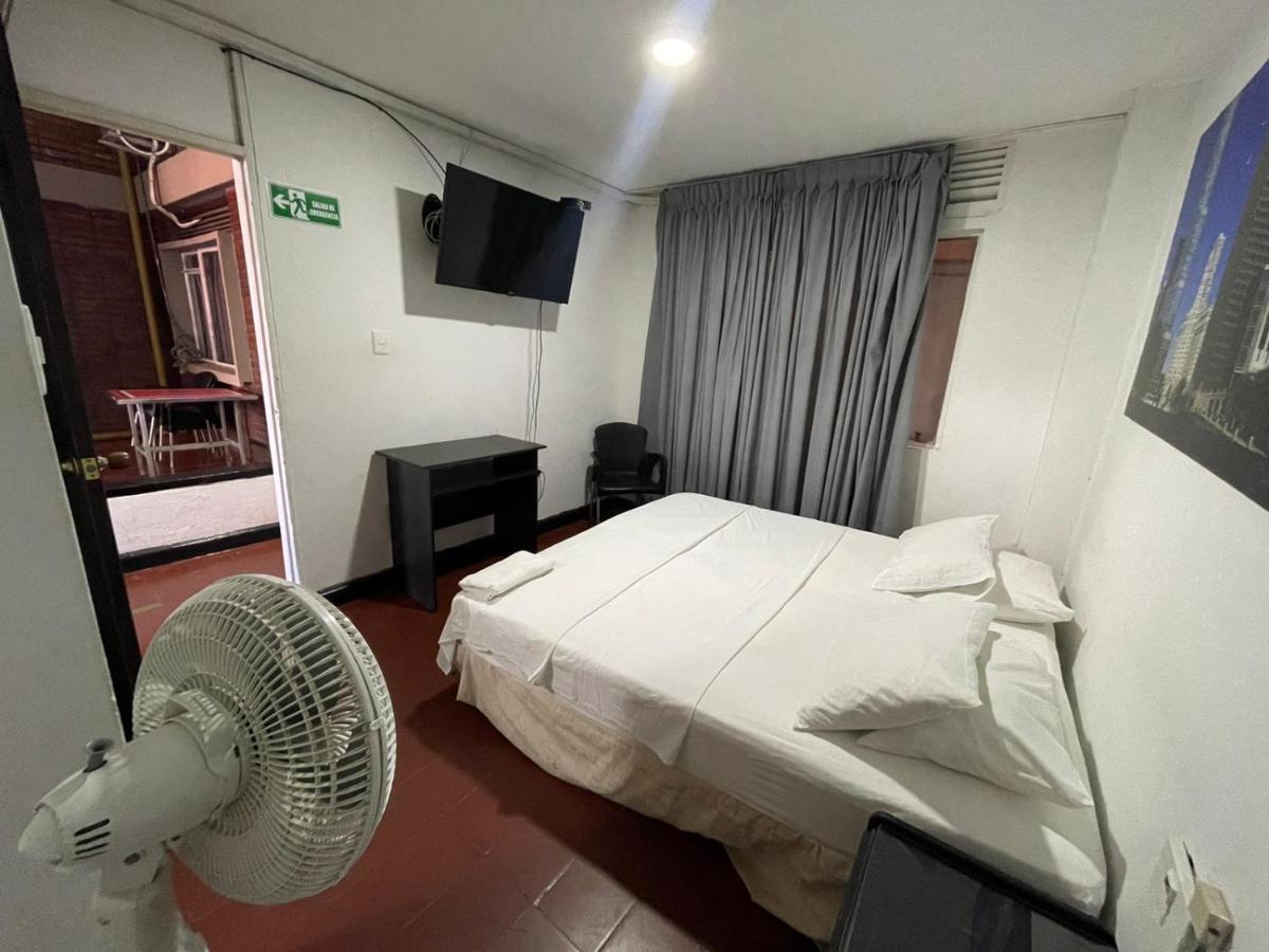 Hotel de Oriente - Housity