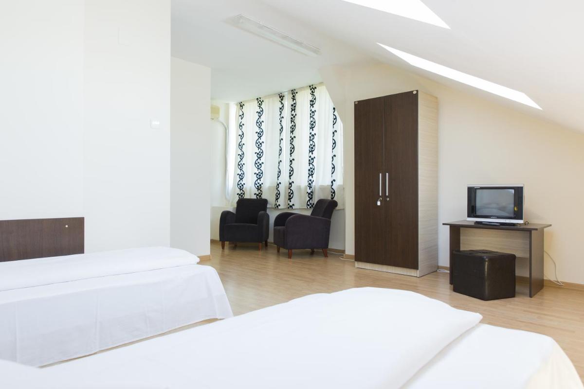 Hostel Holland Bacau - Housity