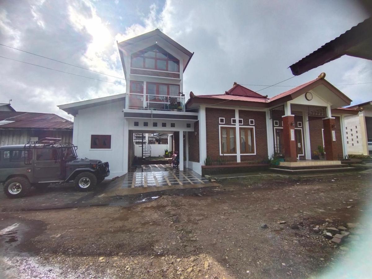 Family room Oemah Ntuy Syariah - Housity