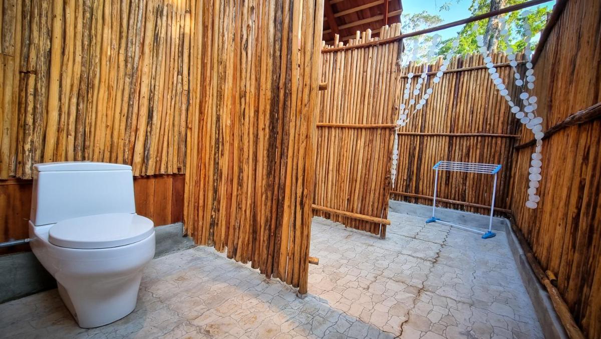 Lihaga Island & Beach Club - Housity