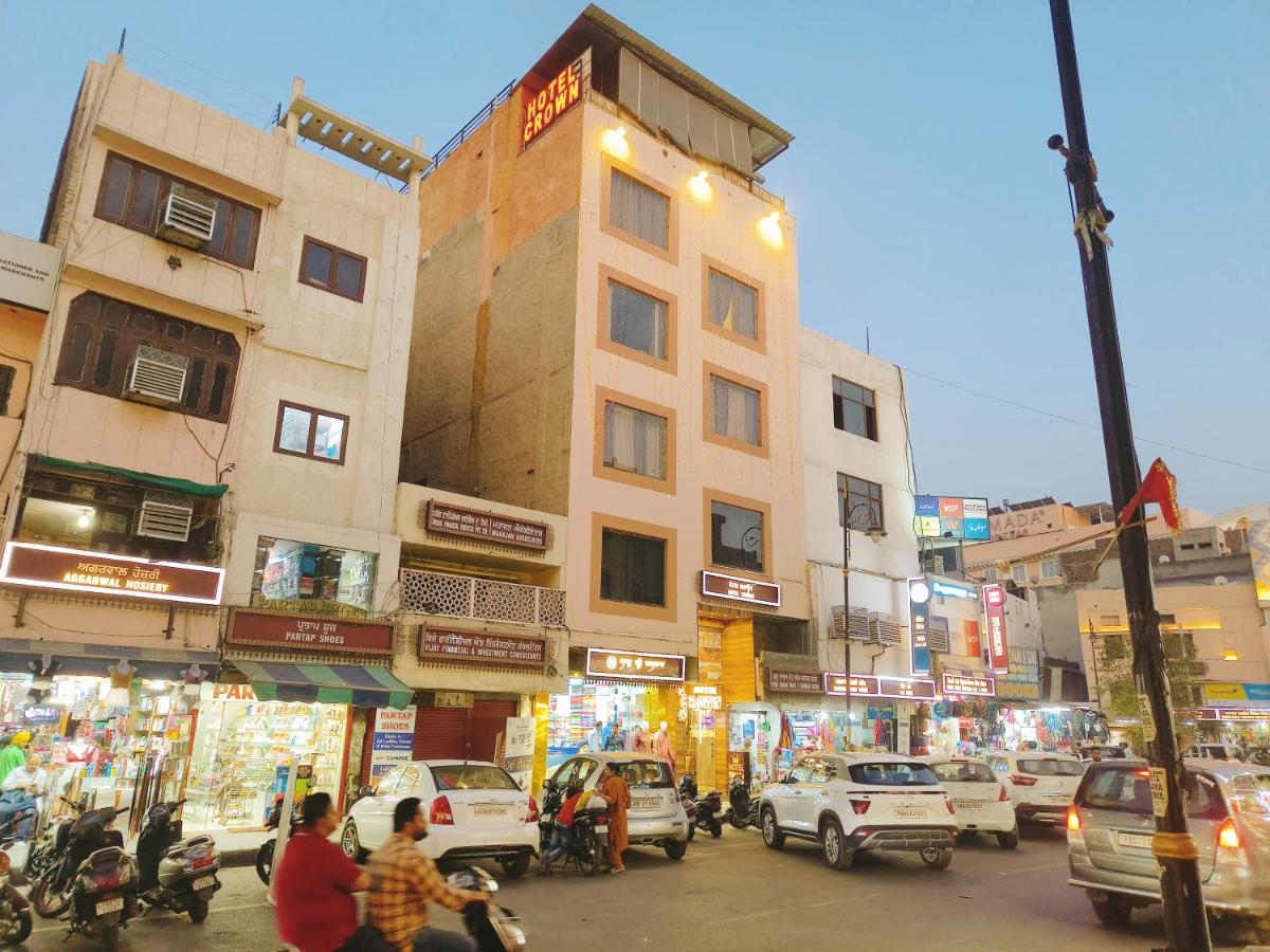 Hotel Crown, Amritsar - Housity