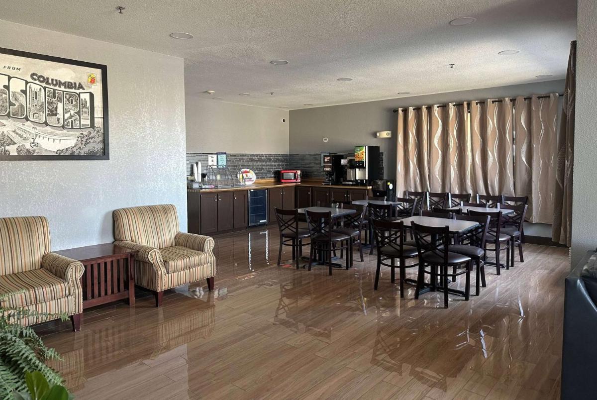 Super 8 by Wyndham Columbia East - Housity