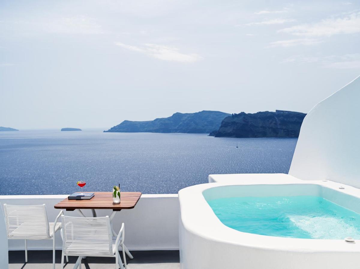 Katikies Santorini - The Leading Hotels Of The World - Housity