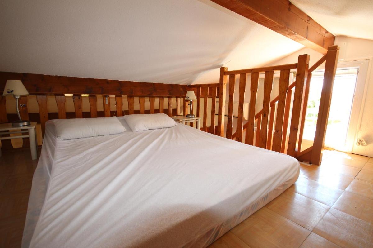 Maison de vacances, MAS DE LA PLAGE, clim, terrasse Sud dégagée 4 couchages, 200m de la mer, PORTIRAGNES PLAGE LRMP67 - Housity