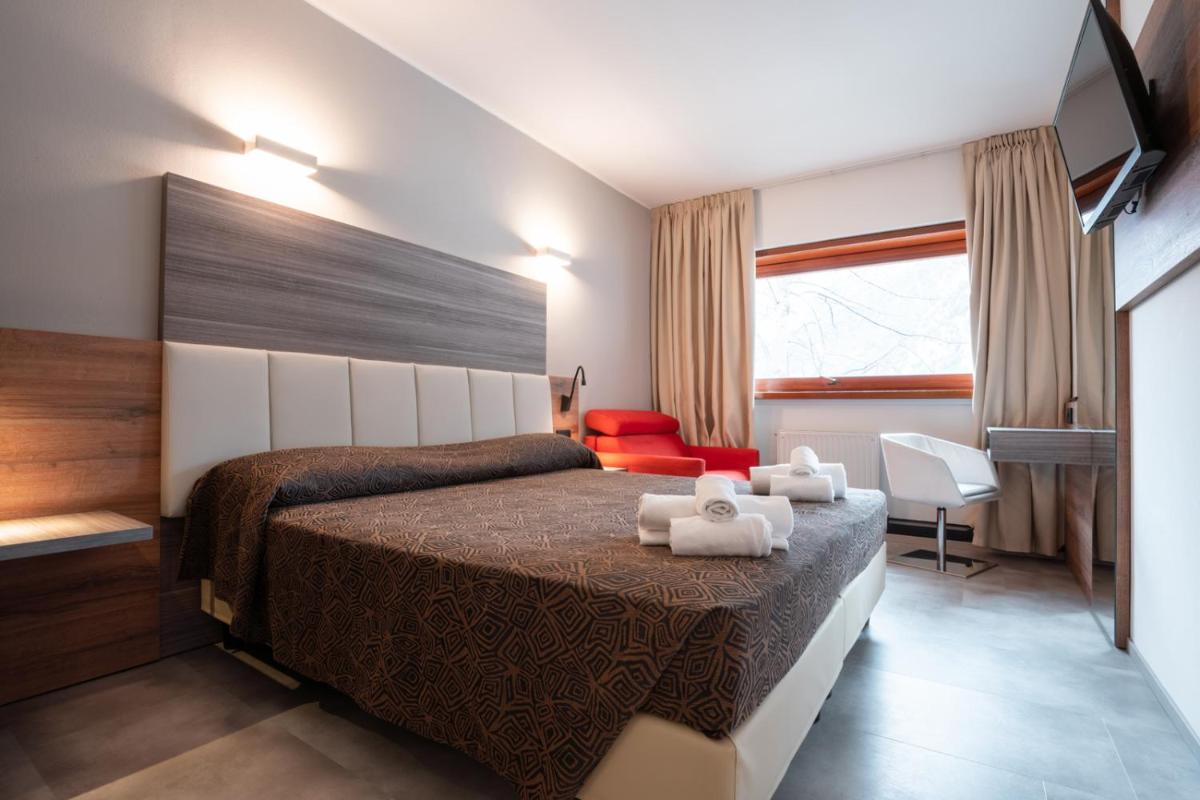 Hotel Ciclamino - Housity