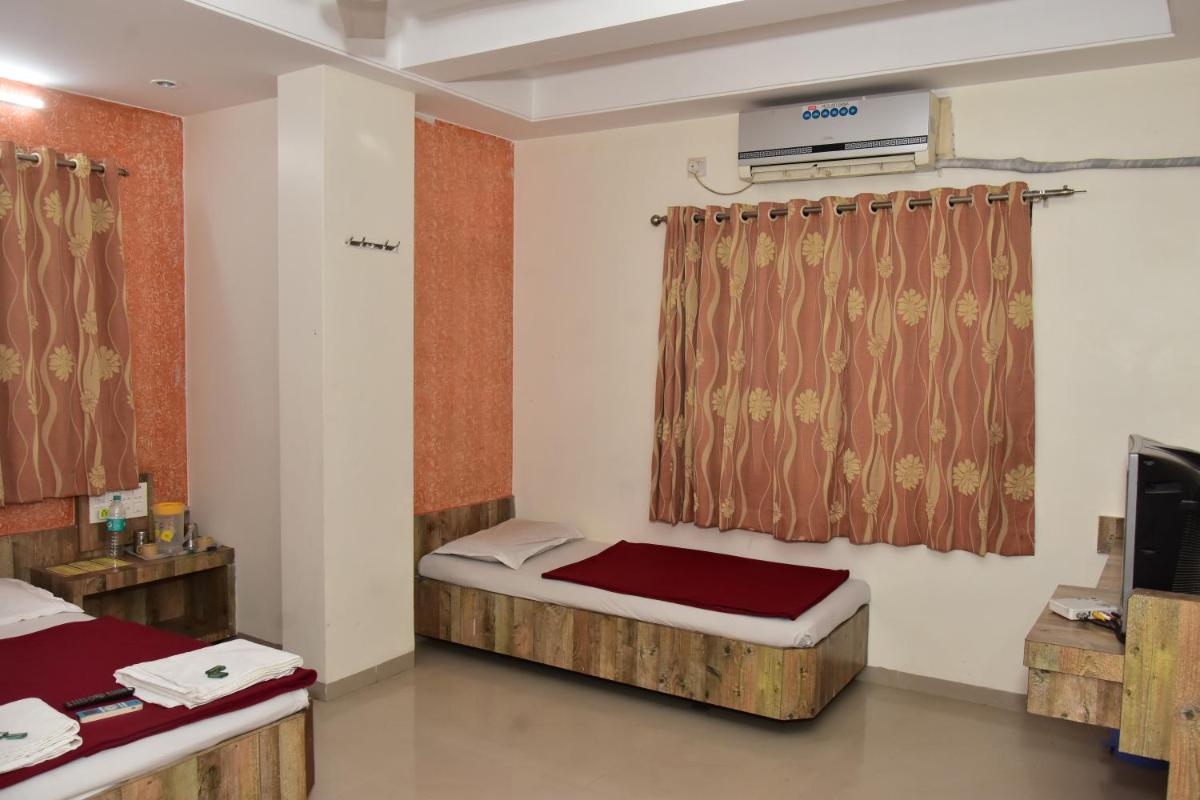Hotel sai dhyan - Hizvo