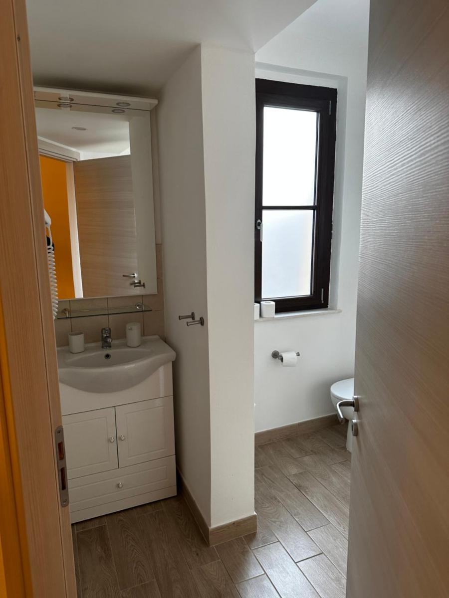 Domo Achenza - Housity
